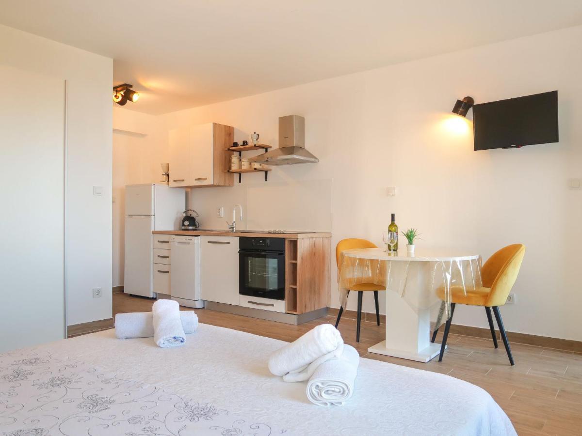 Apartment Marija - Vrb100 By Interhome Vrbnik Bagian luar foto